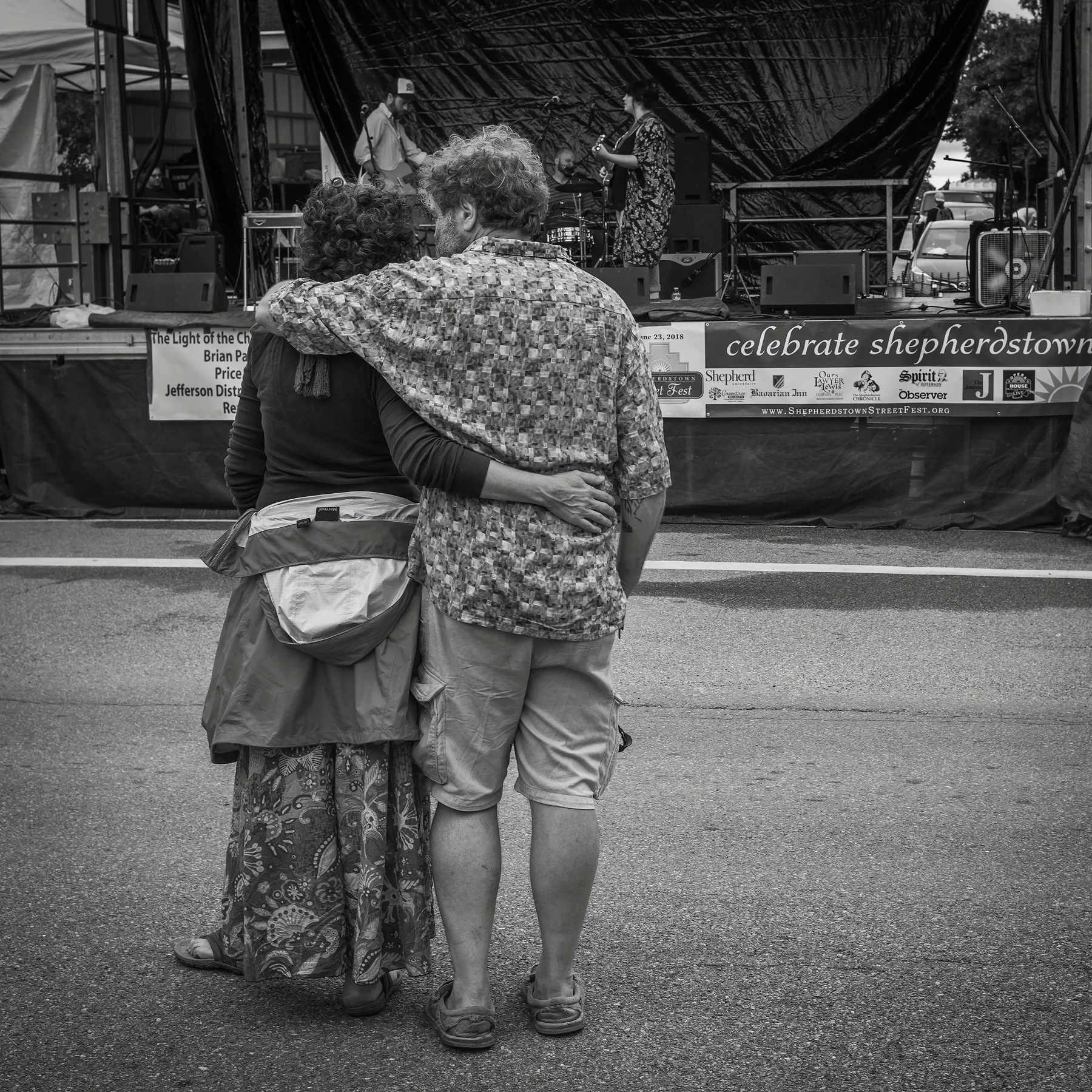 The Embrace • Voigtlander 40mm f1.4 SC