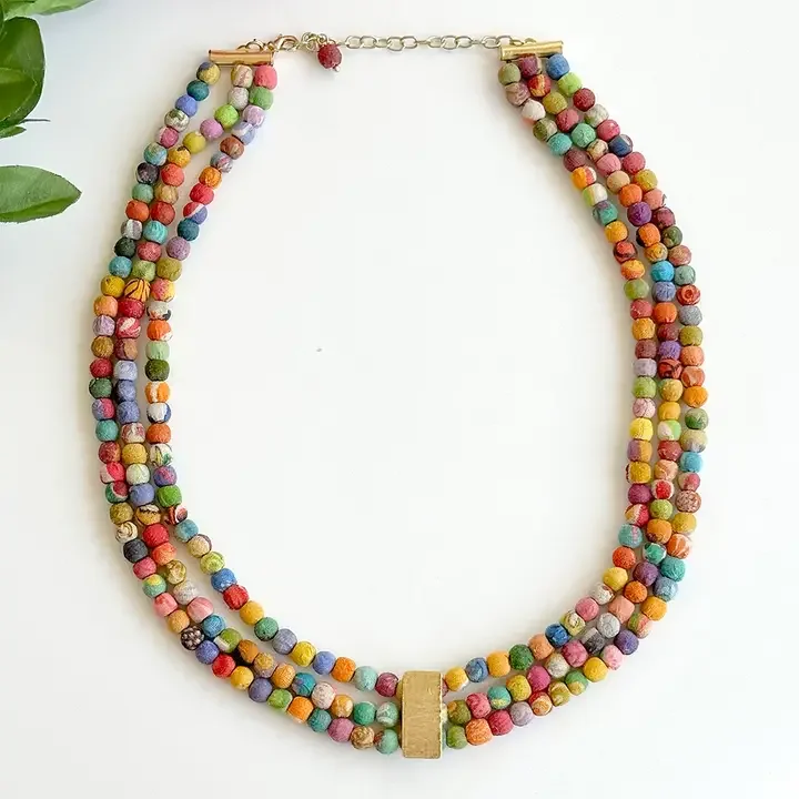 multi-color-luminous-inlay-necklace-kantha-jewelry-museum-outlets.webp