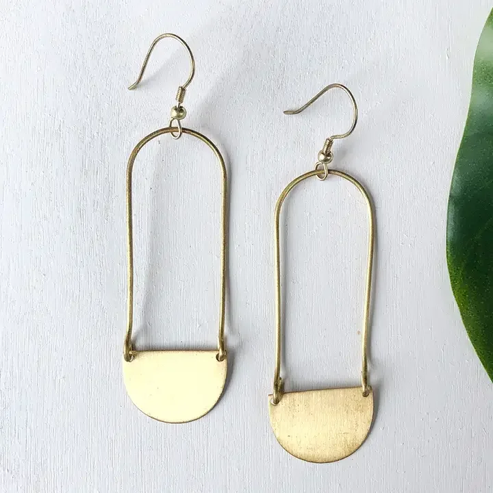 gold-drop-half-moon-dangle-earrings-kantha-jewelry-museum-outlets.webp