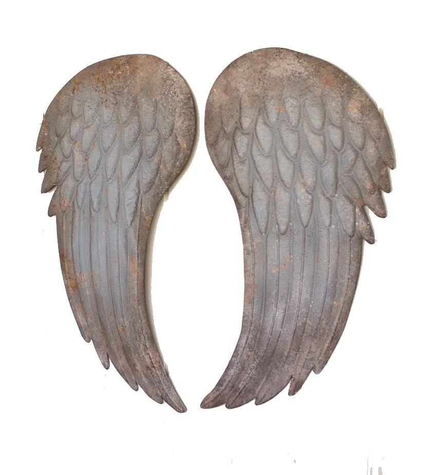 metal-angel-wings-large-museum-outlets.jpg