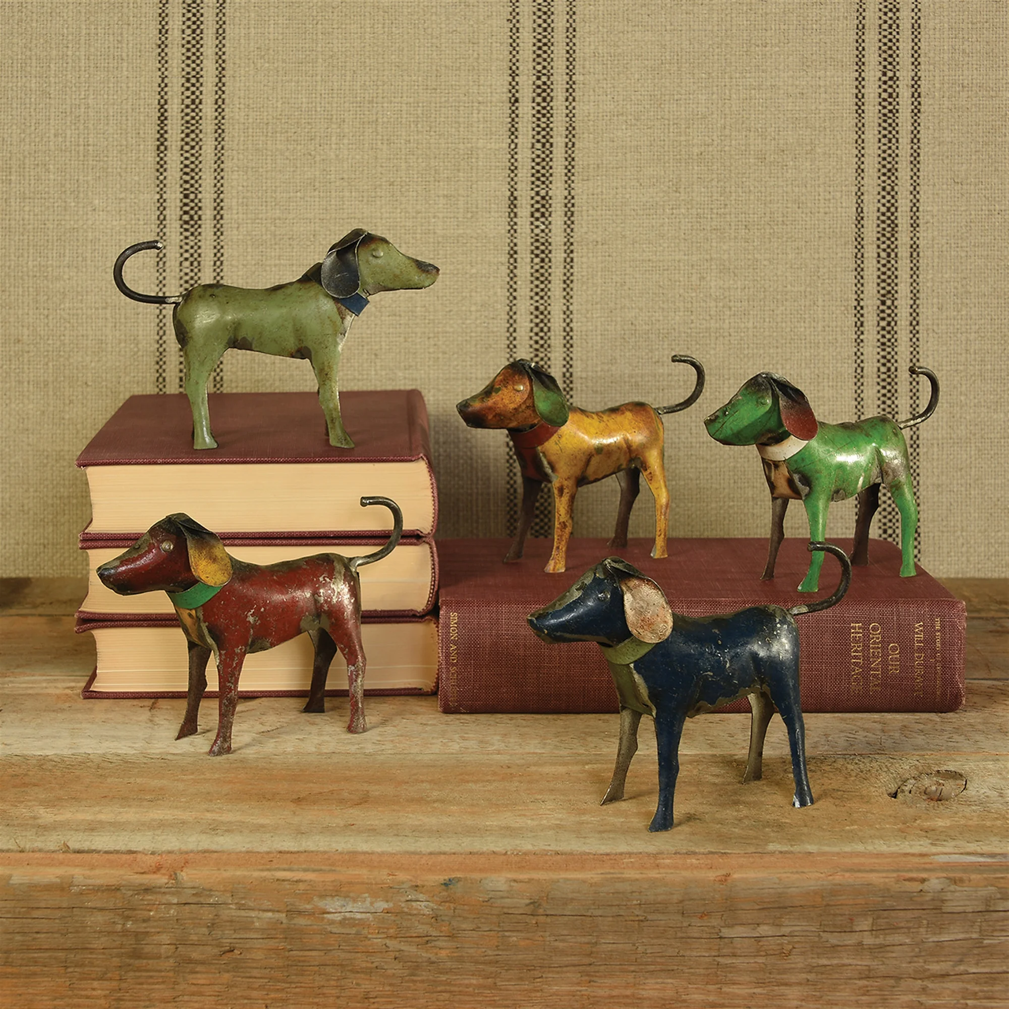 recycled-metal-dog-museum-outlets.JPG