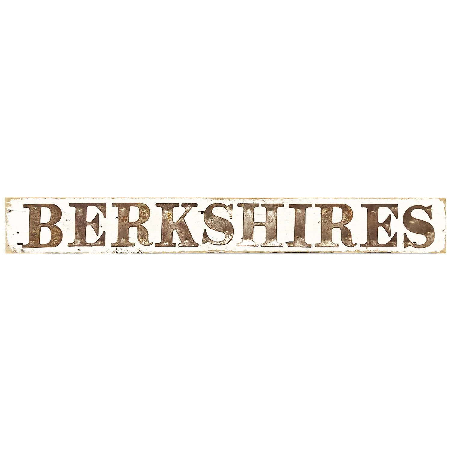 berkshires-distressed-barnboard-sign-museum-outlets.jpg