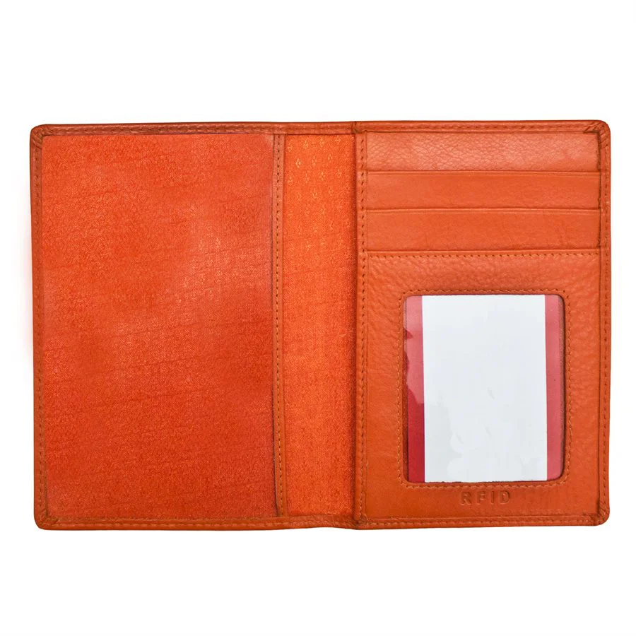 leather-passport-cover-museum-outlets.jpg