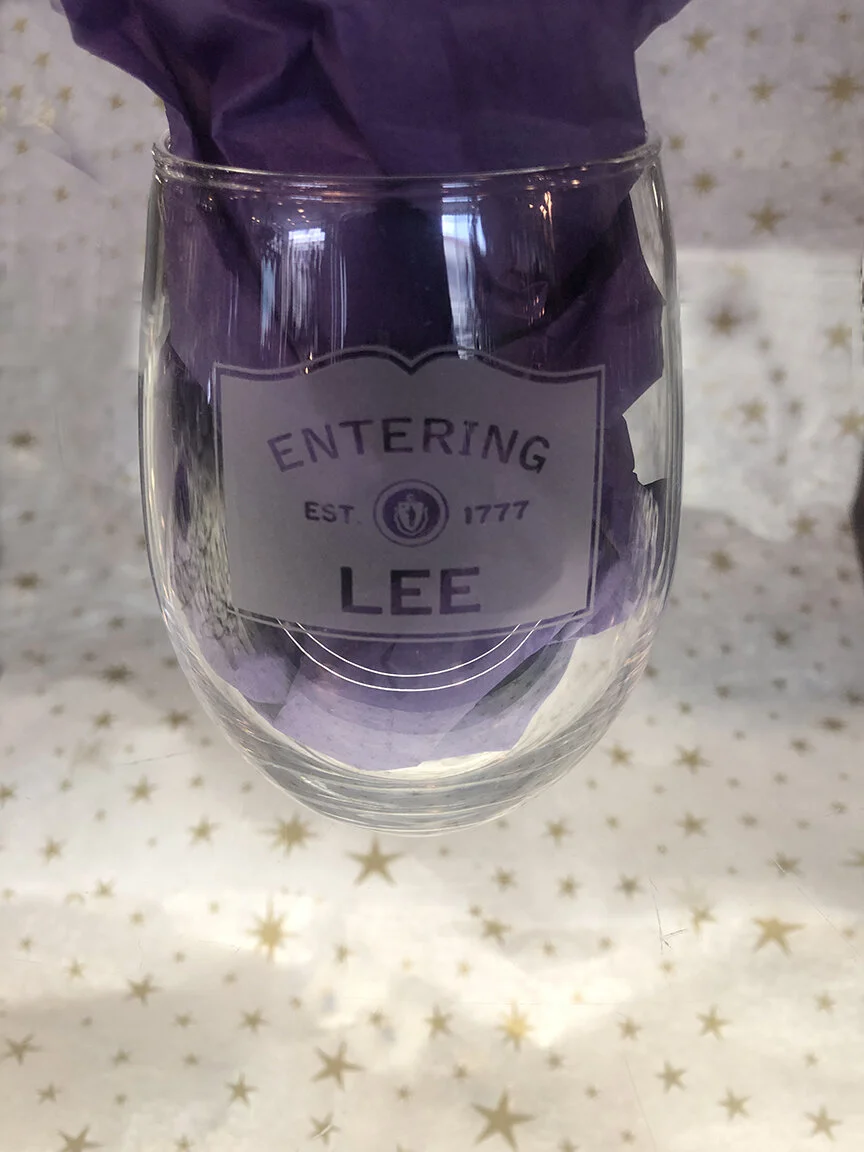 Lee-wine-glass-museum-outlets.JPG