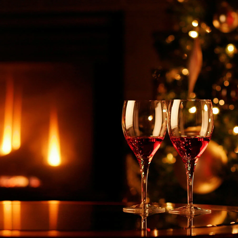 christmas-hearth-soy-candles-by-zizzies-museum-outlets.jpg