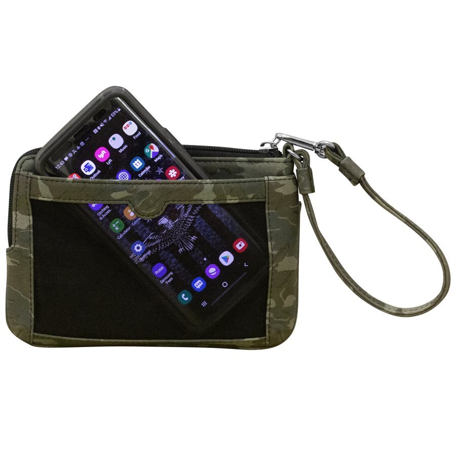 wristlet-camo-back-museum-outlets.jpg