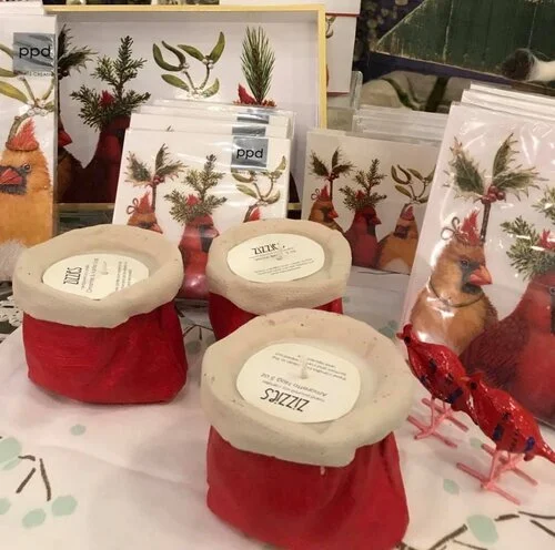 santa-sack-christmas-holiday-soy-candles-made-in-usa-zizzies-soy-candles-museum-outlets.jpeg
