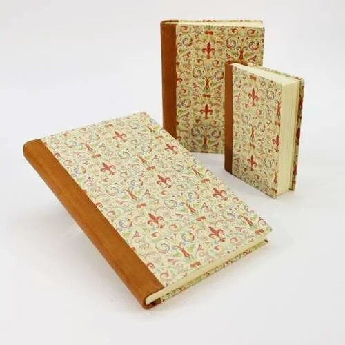 giglio-italian-journal-notebook-museum-outlets.jpg