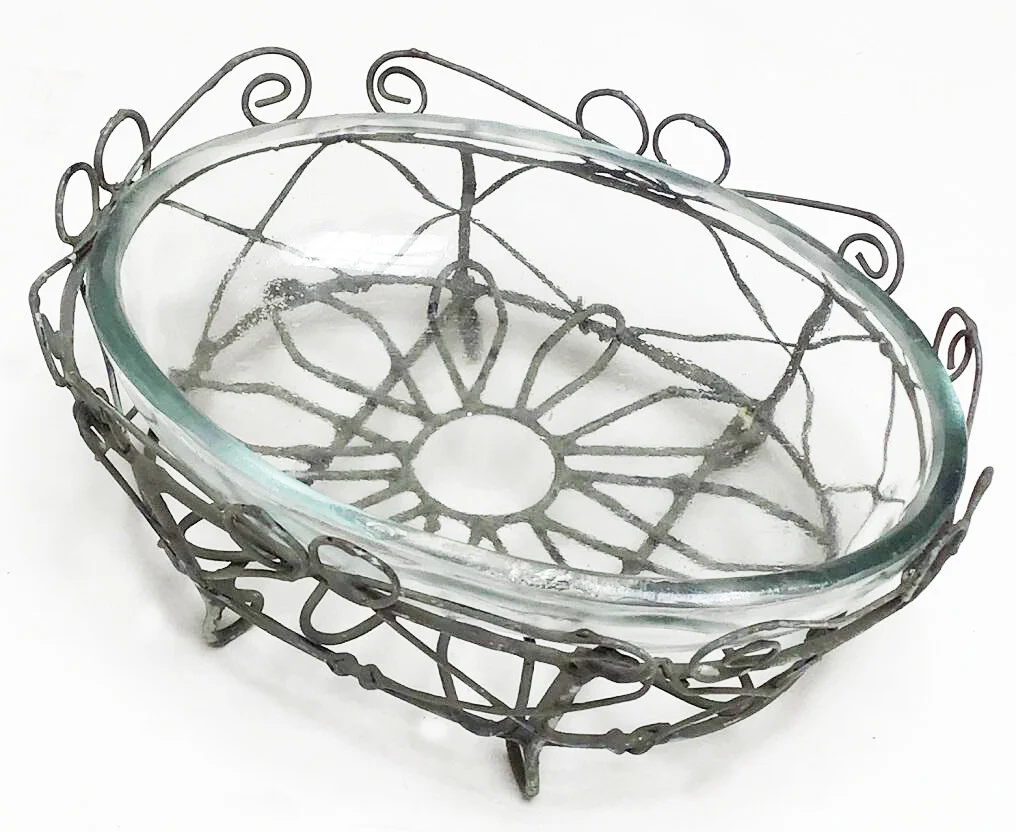 handmade-wire-soap-dish-fair-trade-museum-outlets.jpeg