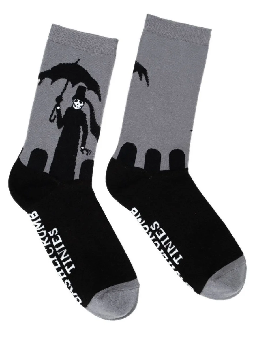 Gashlycrumb-Tinies-socks_edward-gorey-socks-museum-outlets.jpg