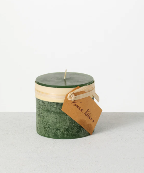 holly-pillar-christmas-candles-unique-table-museum-outlets.png