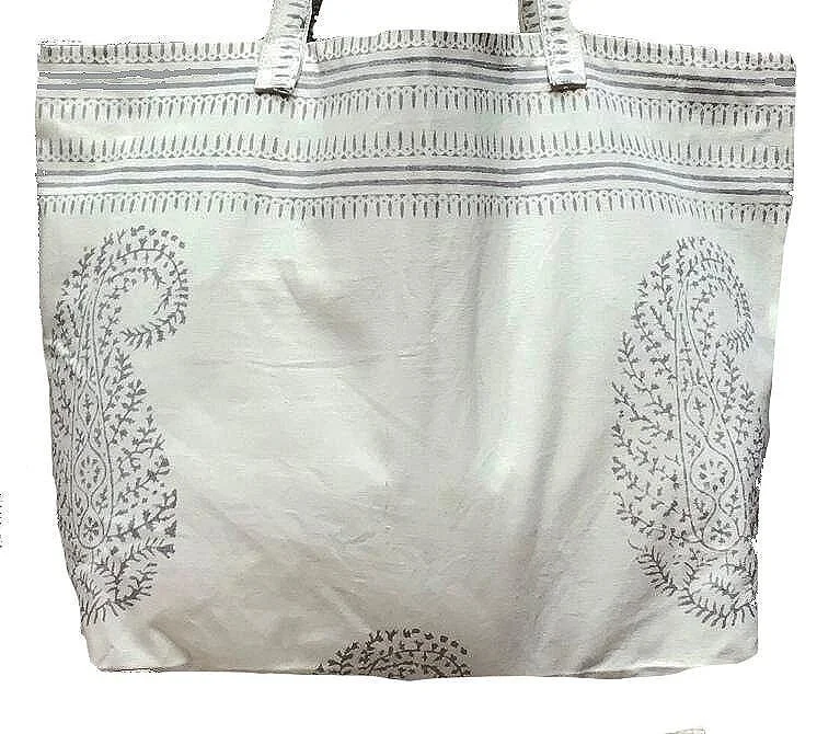 gray-paisley-tote-bag-canvas-block-print-museum-outlets.jpg
