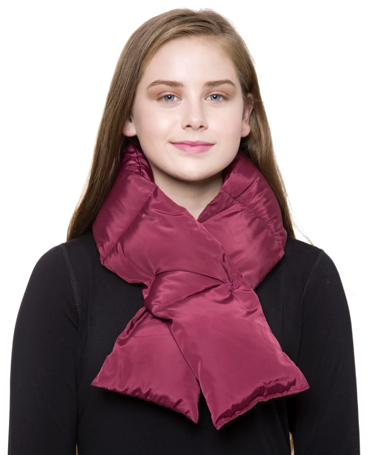 wine-warm-pull-through-scarf-museum-outlets.png