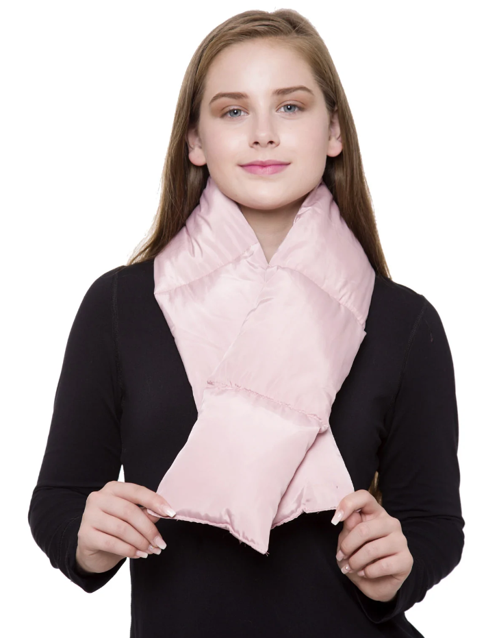 pink-warm-pull-through-scarf-museum-outlets.png