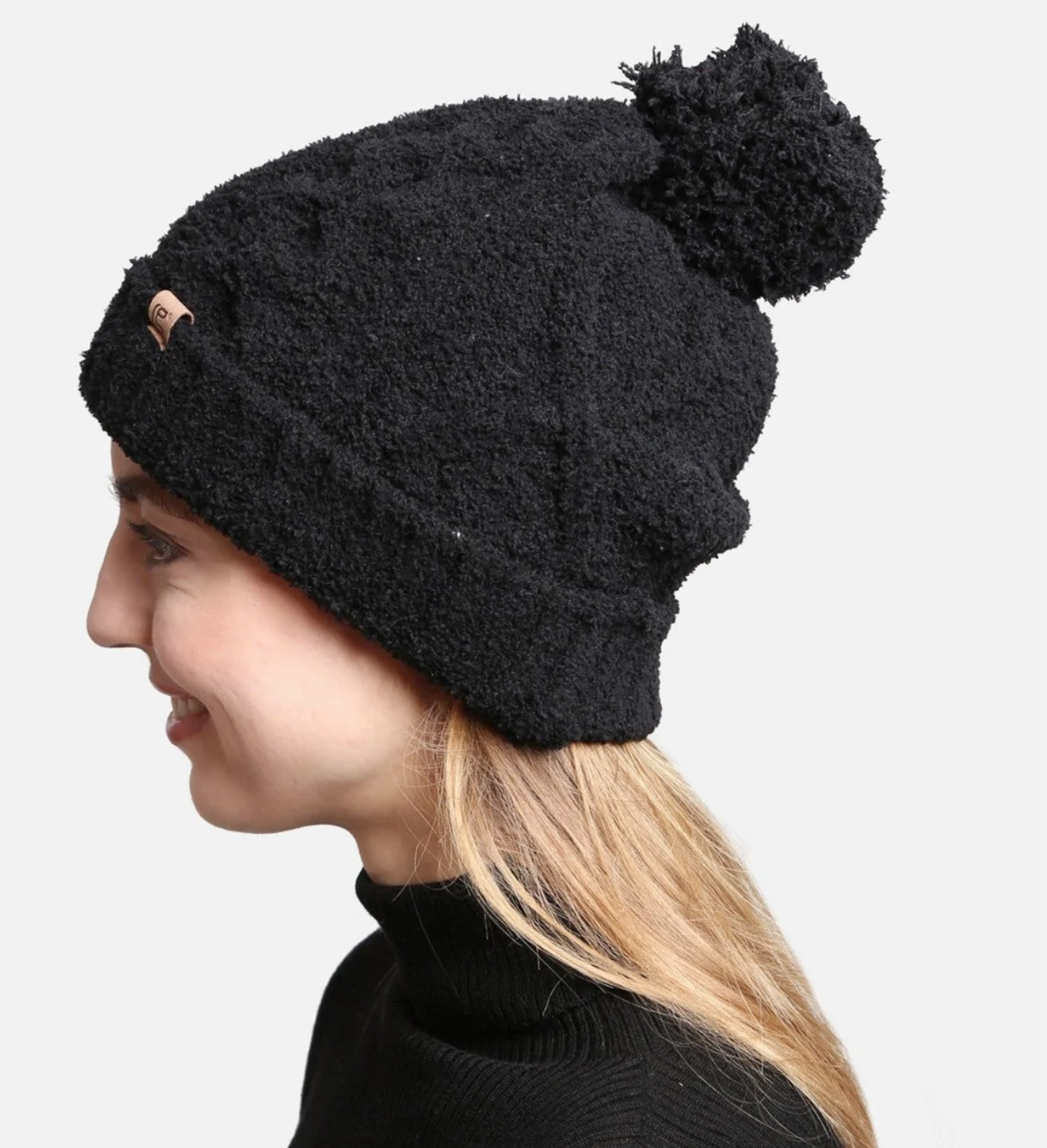 super-soft-lux-black-cable-pompom-womens-hat-museum-outlets.png