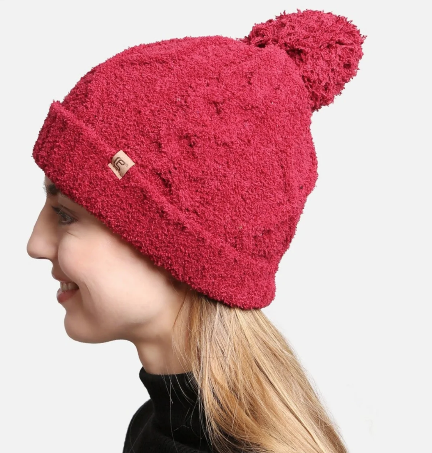 berry-super-soft-lux-berry-cable-pompom-womens-hat-museum-outlets.png