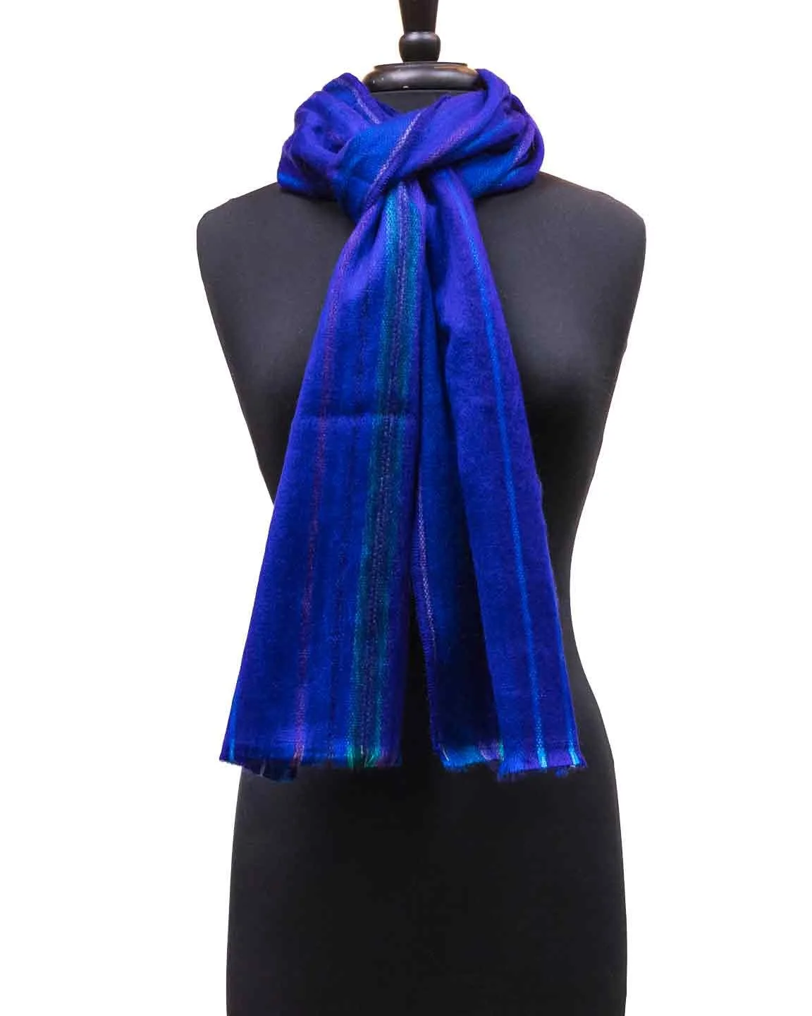 Mora-alpaca-scarf-fair-trade-ecuador-museum-outlets.jpeg