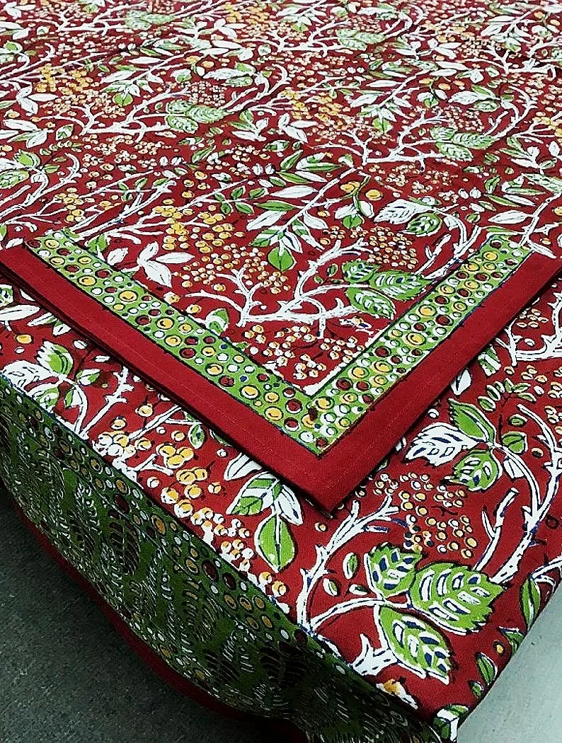 currant-ruby-cotton-hand-block-print-tablecloth-india-museum-outlets.jpg