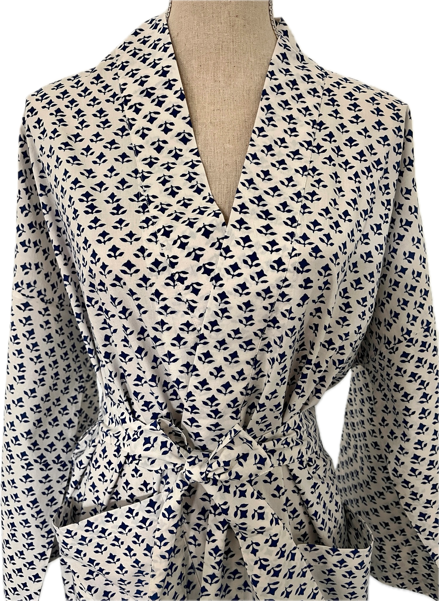 navy-print-hand-block-print-kimono-robe-india-museum-outlets.png
