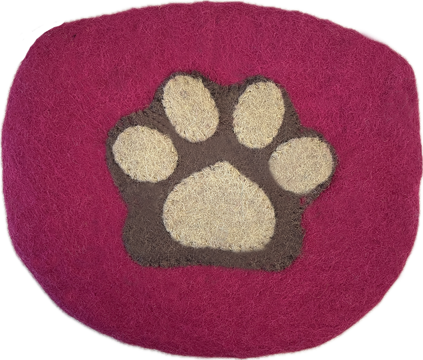 dog-paw-felted-wool-coin-purse-museum-outlets.png