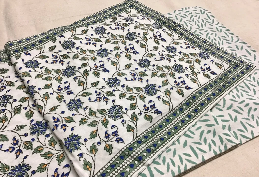 country-garden-hand-block-table-runner-india-museum-outlets.jpg