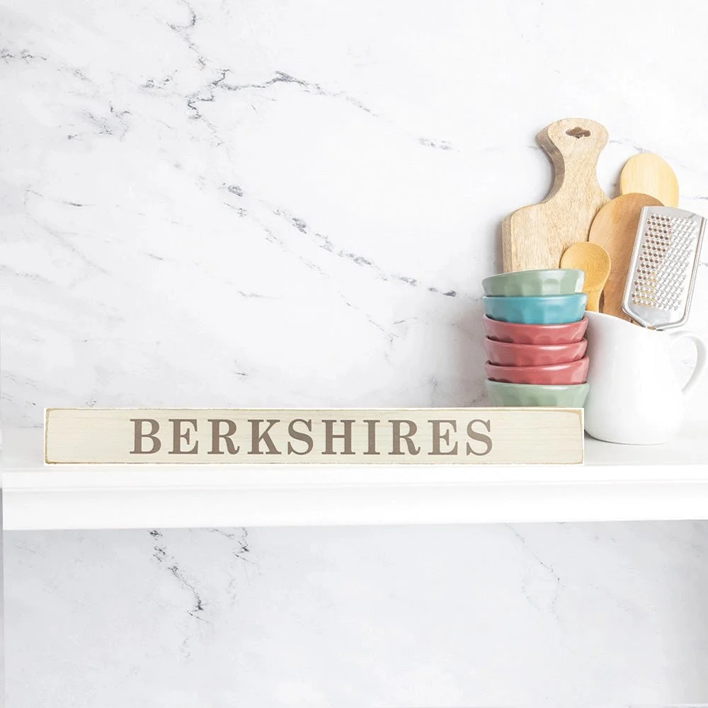 berkshire-shelf-sitter-souvenir-sign-museum-outlets.jpg