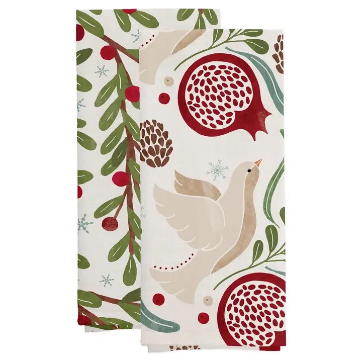 winter-berry-kitchen-towel-holiday-hostess-gift-museum-outlets.jpg