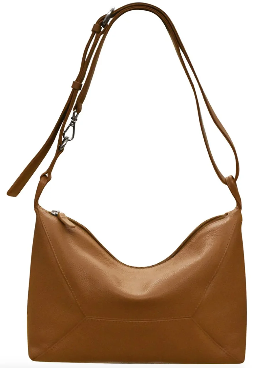 antique-saddle-slouchy-adjustable-strap-color-leather-handbags-hobo-museum-outlets.jpg
