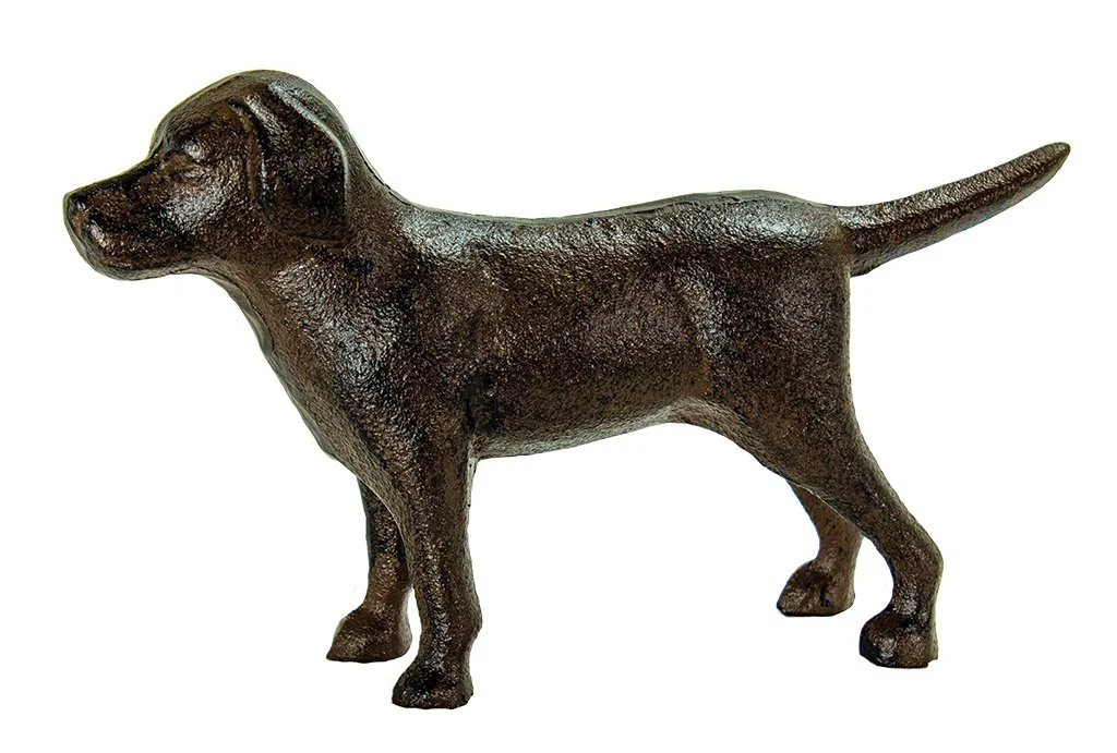 black-labrador-iron-dog-statue-museum-outlets.jpg