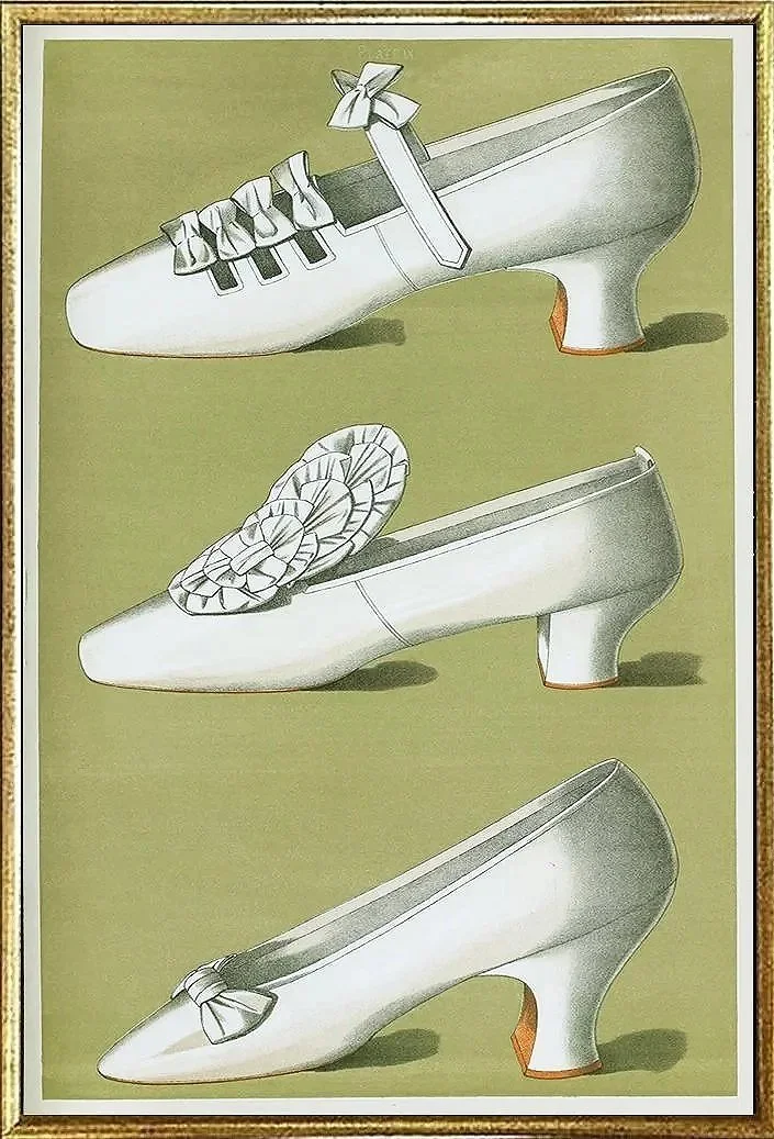 white-silk-vintage-shoes-vintage-fashion-print--museum-outlets.jpg