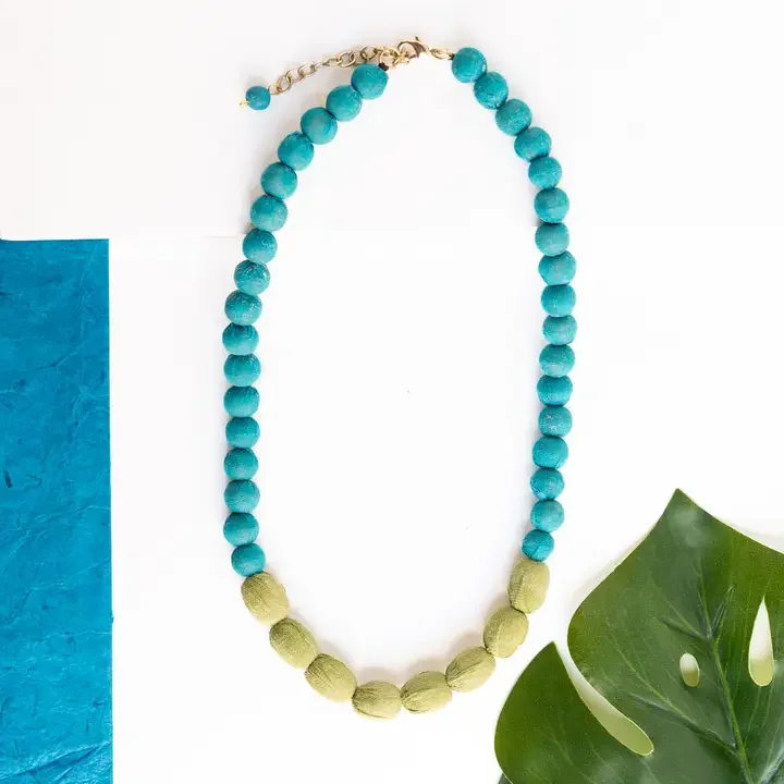 teal-celery-couplet-necklace-fair-trade-hancrafted-kantha-jewelry-museum-outlets.webp