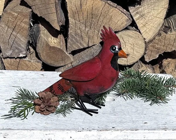 recycled-metal-cardinal-holiday-decoration-museum-outlets.jpg