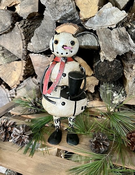 chilly-snowman-with-bucket-recycled-metal-christmas-decorations-museum-outlets.jpeg