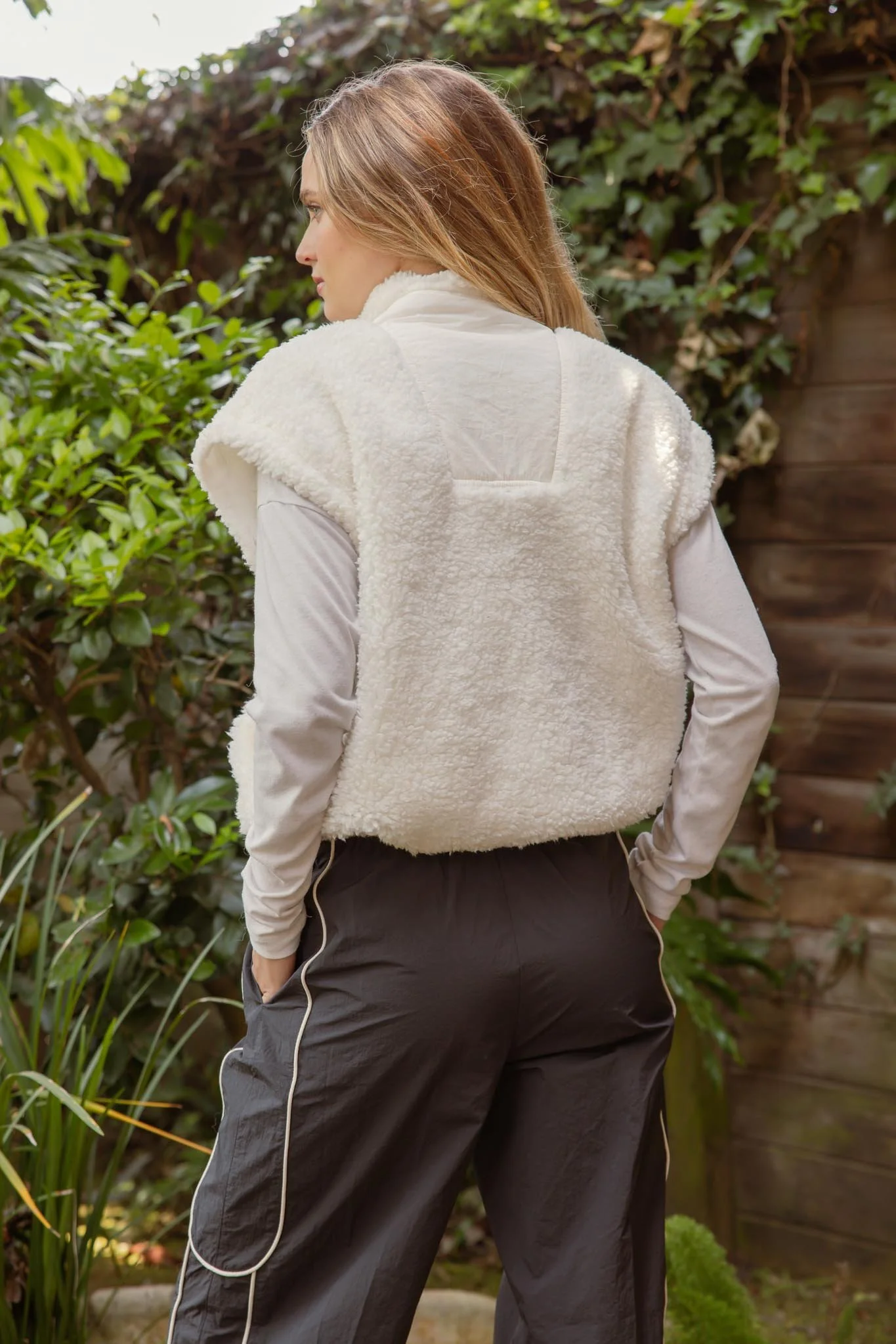 Teddy Button Down Faux Shearling Vest-museum-outlets.jpeg