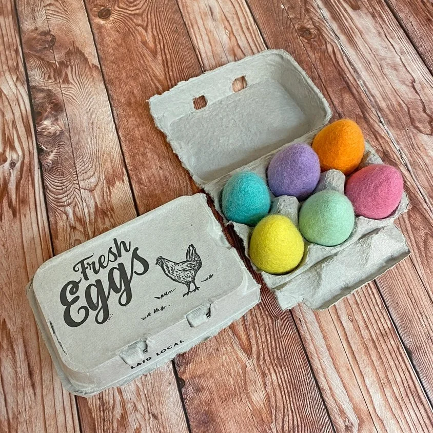 felt-wool-easter-eggs-museum-outlets.jpg