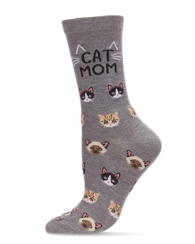 cat-mom-gray-socks-museum-outlets.webp