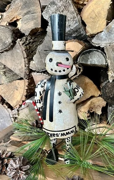 homer-snowman-with-tophat-recycled-metal-holiday-christmas-decorations-museum-outlets.jpeg