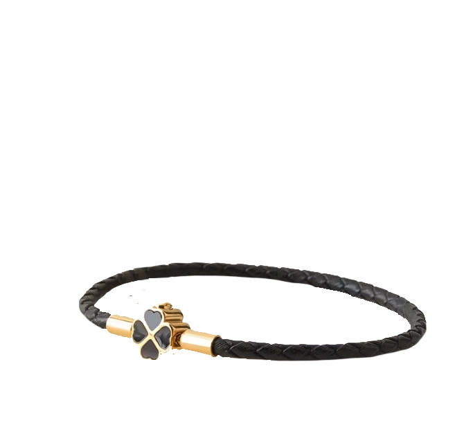 clover-leather-bracelet-museum-outlets.png
