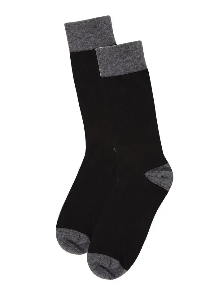 me-moi-cashmere-blend-black-gray-knit-cool-socks-musuem-outlets.webp