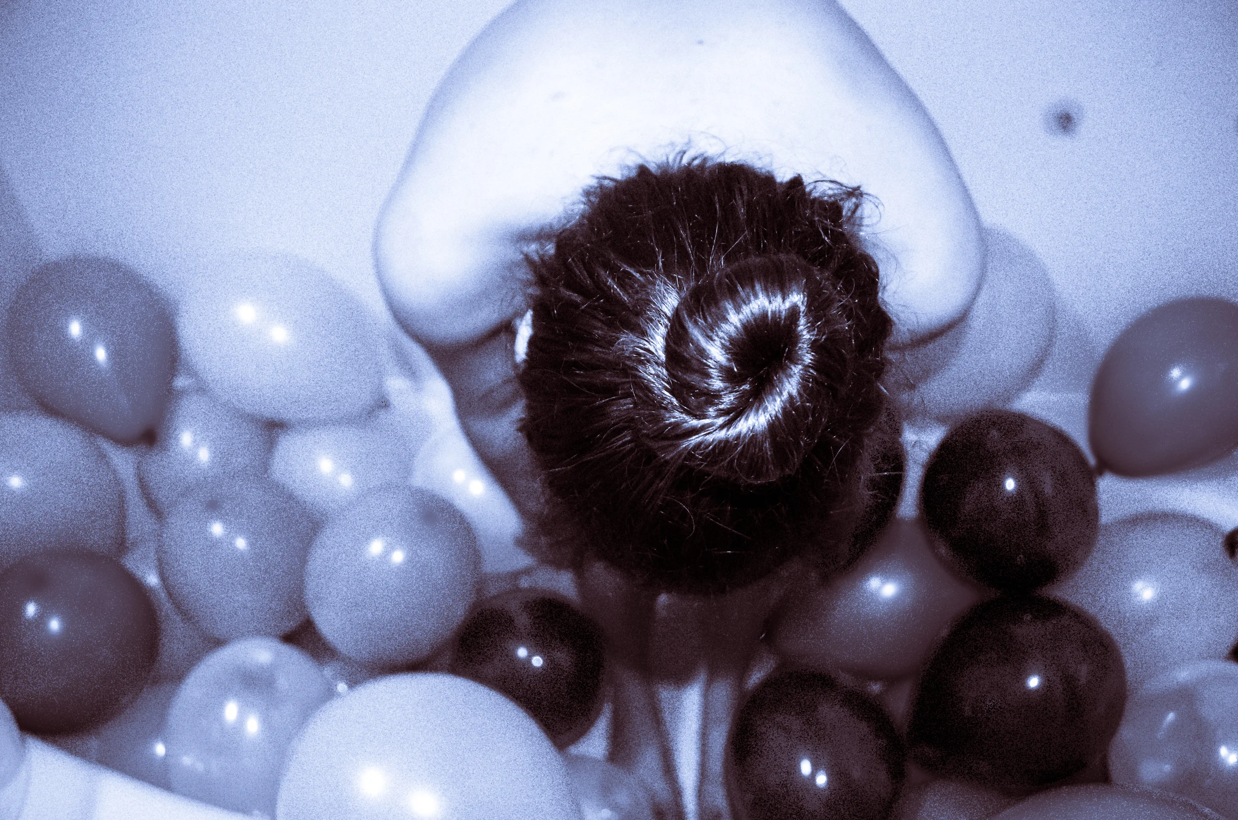 HOUSE OF BALLOONS