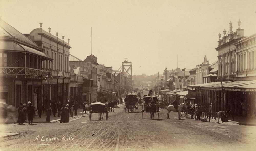 Looking_down_Queen_Street_from_the_Albert_Street_intersection,_Brisbane,_1884.jpg