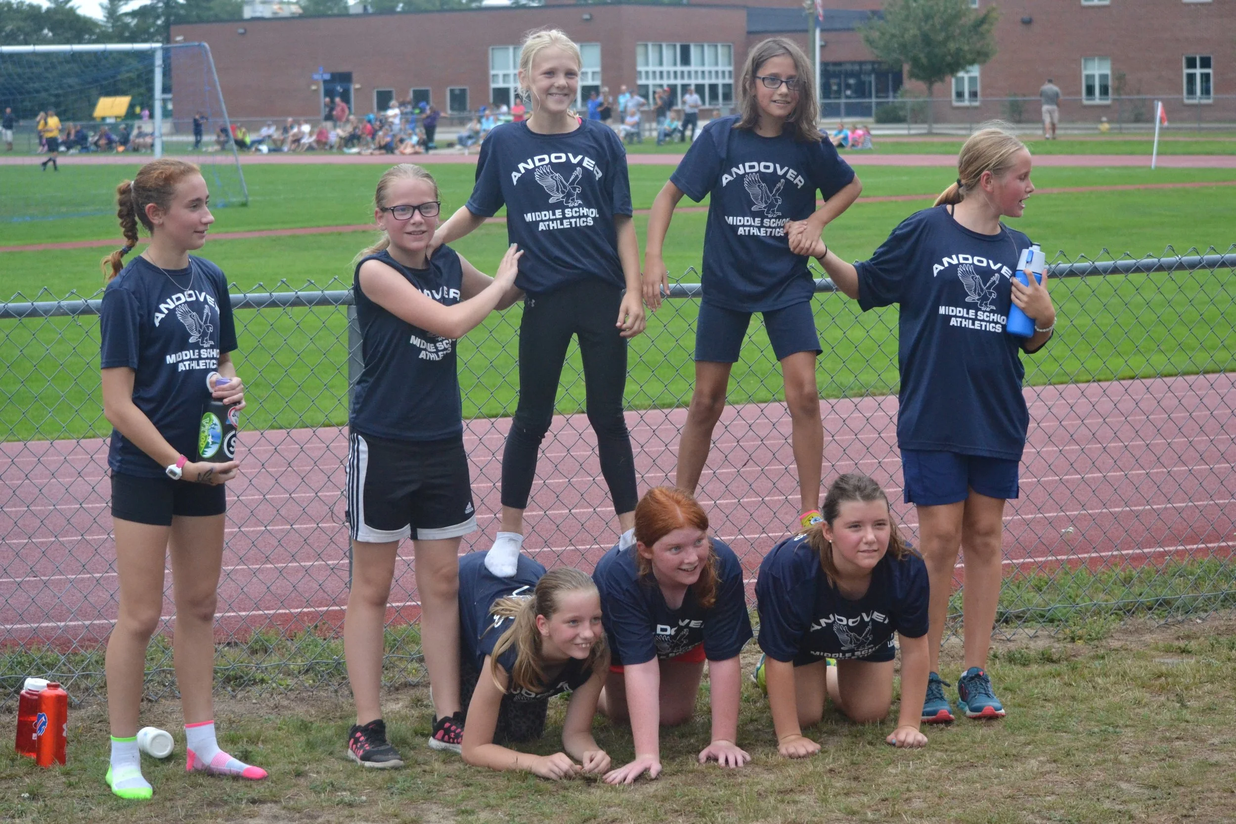 Andover girls (and some future MV runners?) showing spirit!