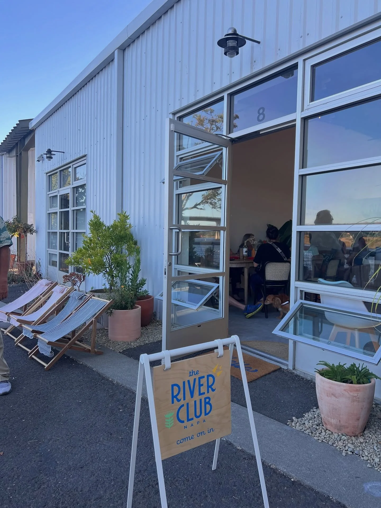 It&rsquo;s our favorite time of year down on the River! Join us this Sunday (10/26) for our monthly Sunday Sessions open house from 12-5p. Club members, this is a great time to pick up your fall wines! Make a res at the link in bio. Tickets are compl