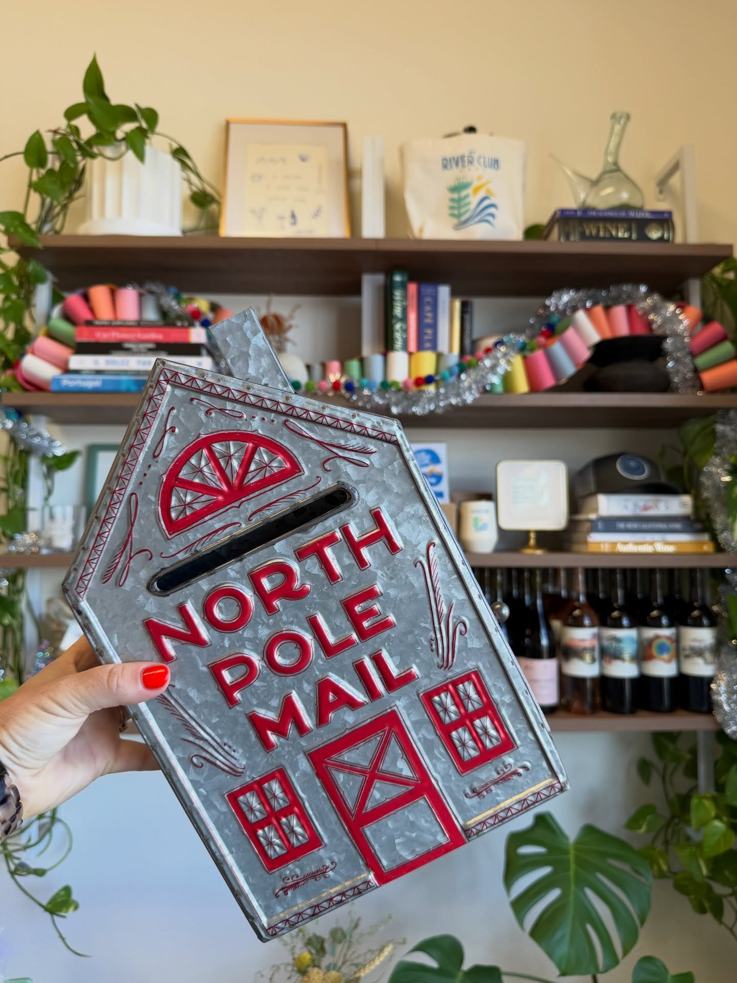 This morning, to our surprise, we were greeted by a personalized mailbox for Santa letters when we arrived at The River Club door. We were told that Santa has heard that many good boys and girls visit us here and so it would be a great place to colle