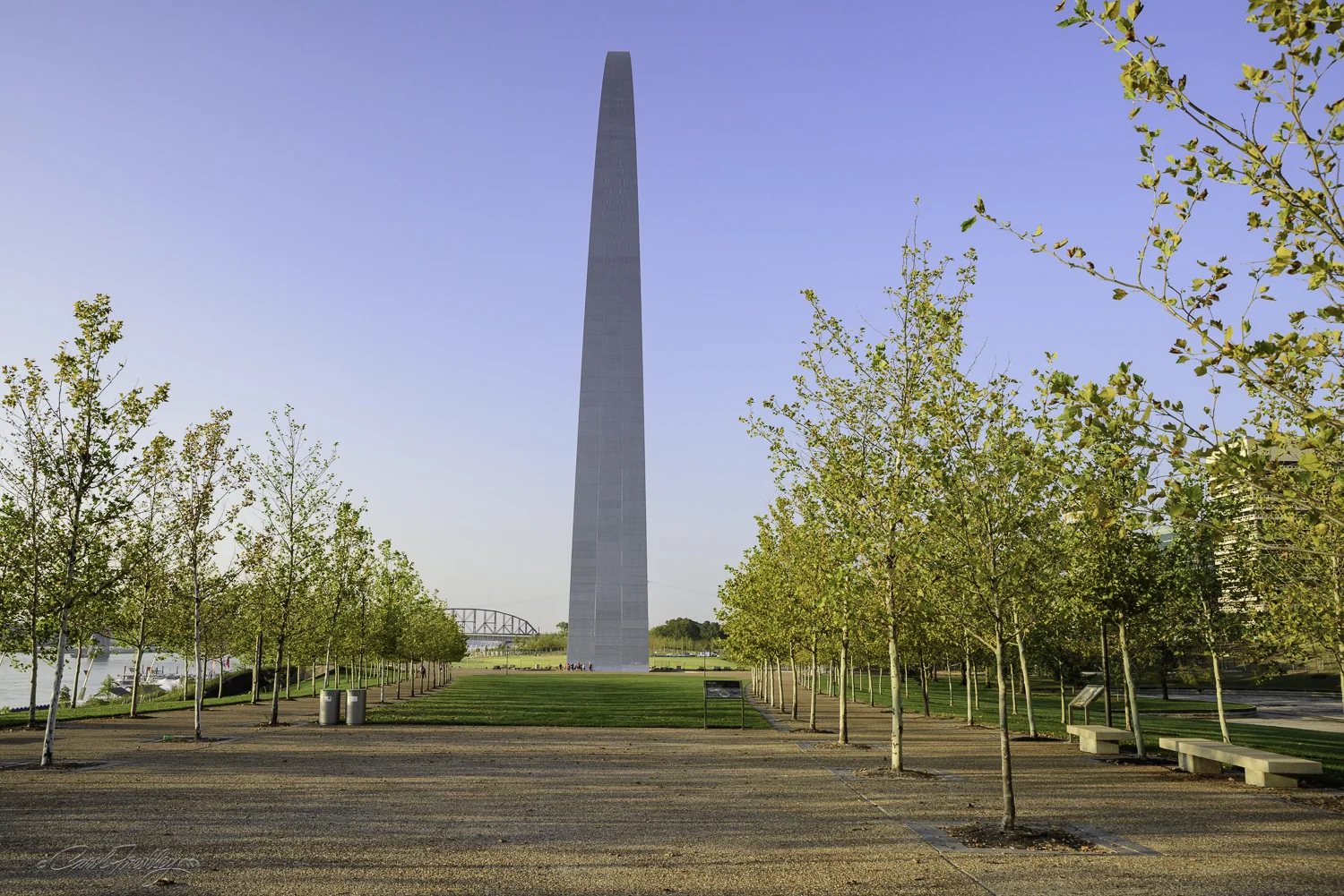If you look really really closely you might discern some people standing at the bottom of the arch (towards the left).