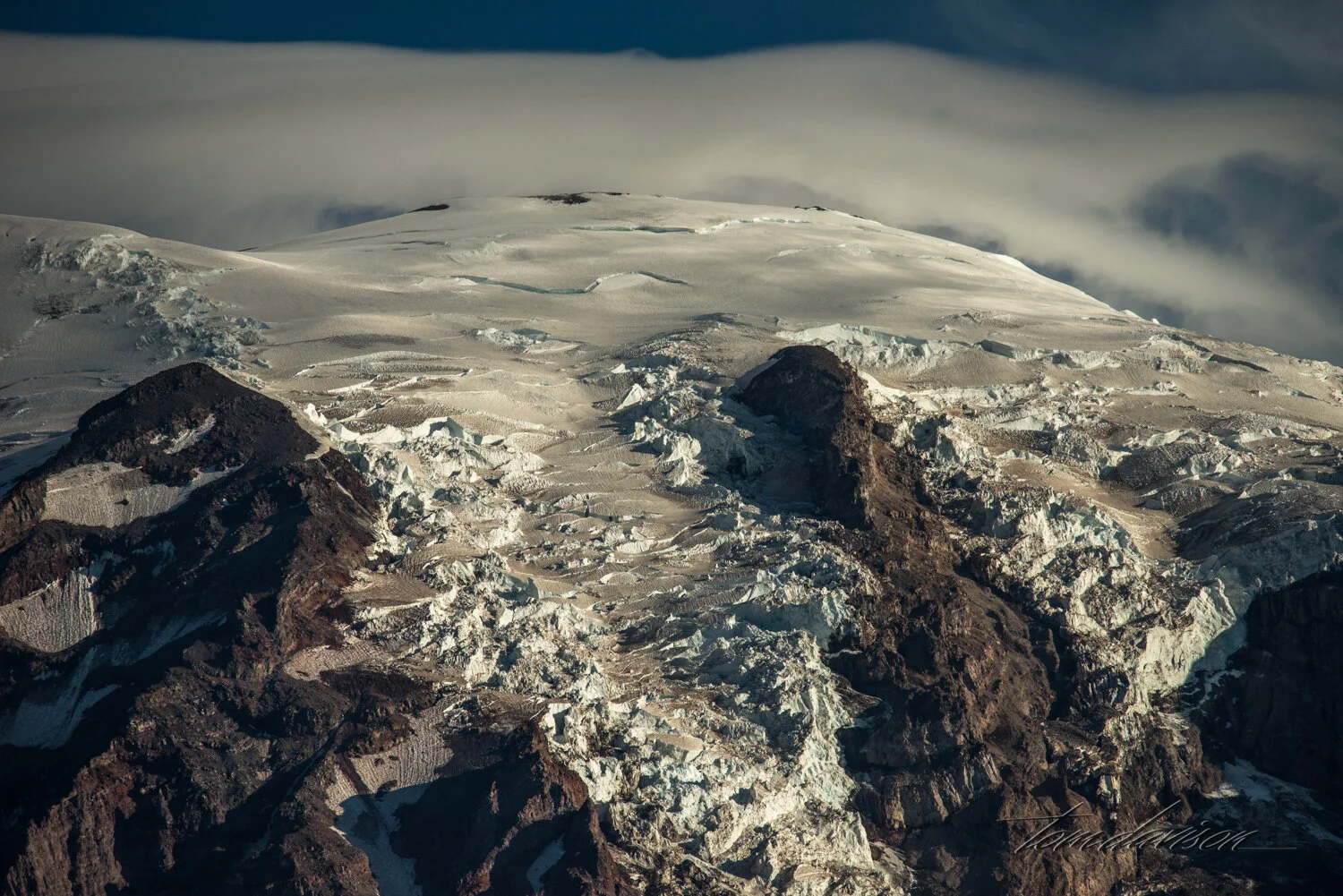 Telephoto capture of glacial ice.
