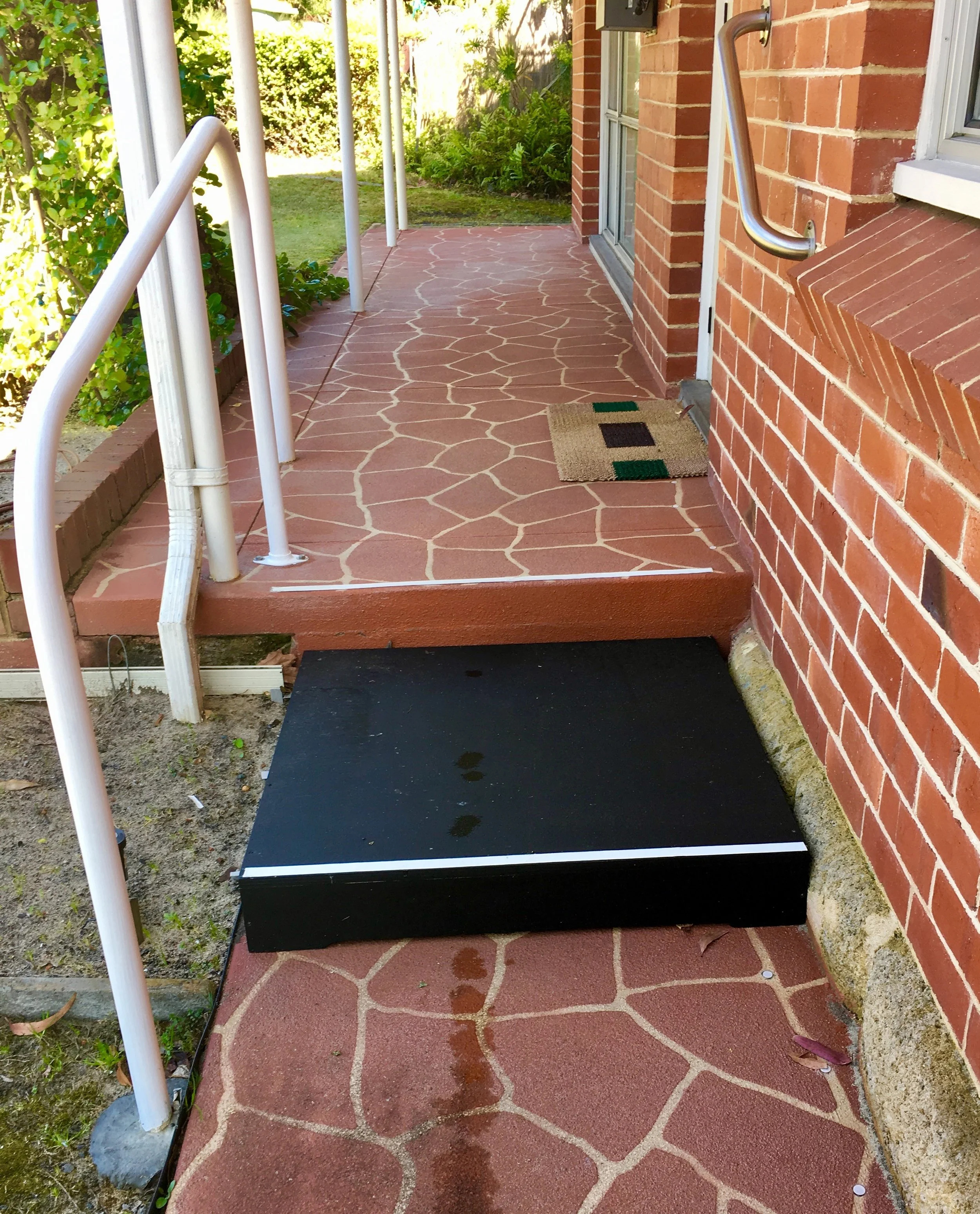 step mod and rail for home mods - em.jpg