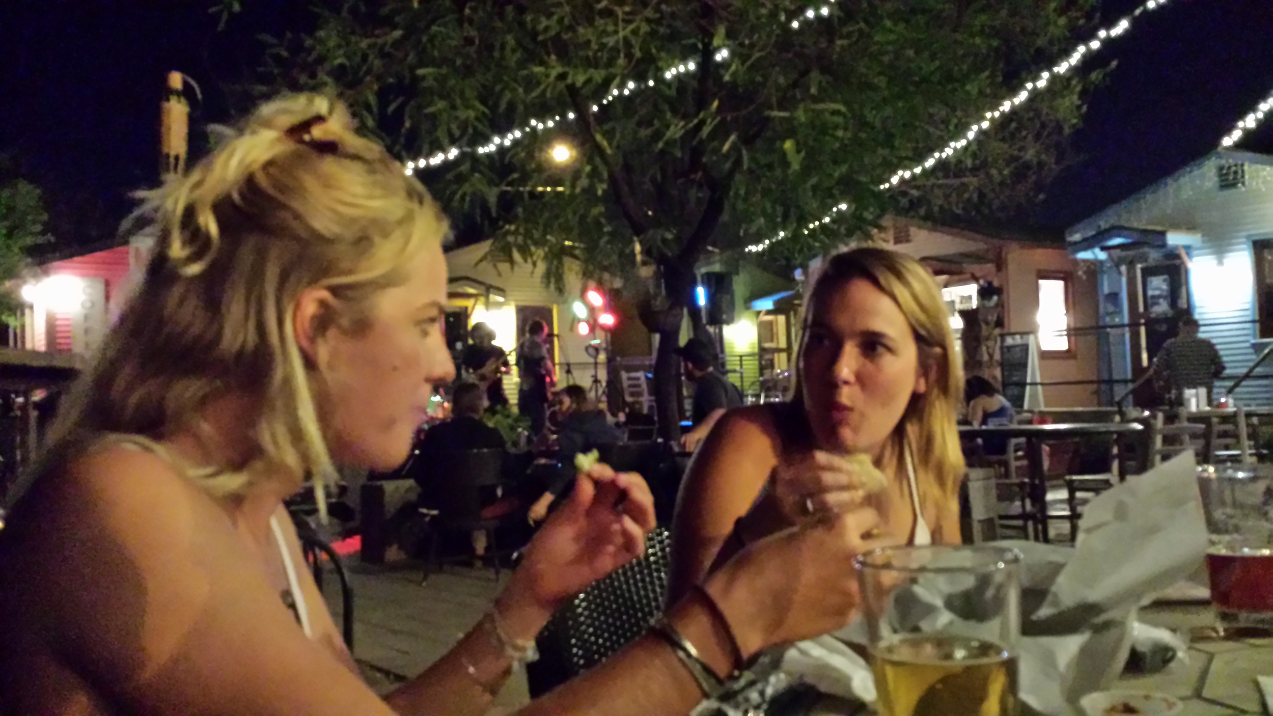 Everyone knows that blondes have more fun. And more tacos.