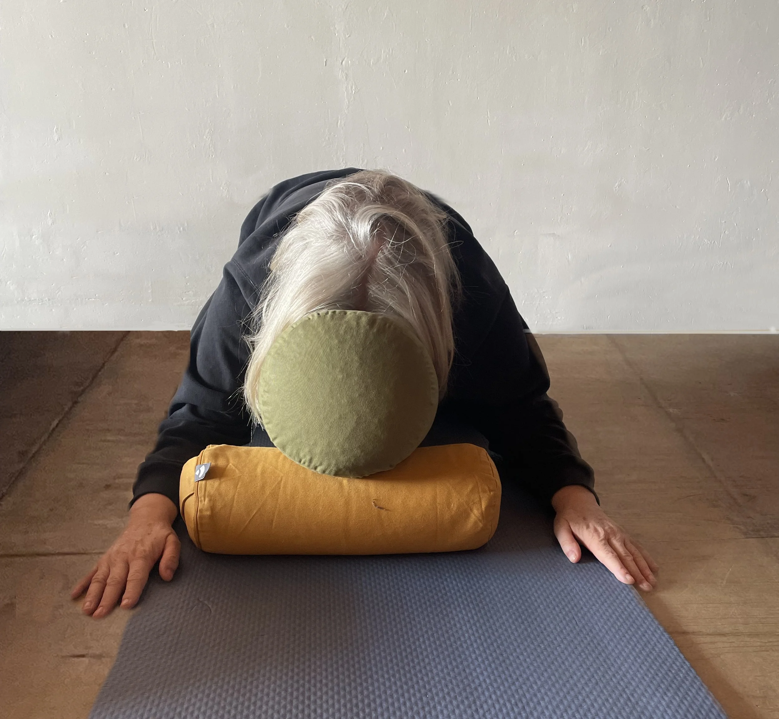 Tuesday 7:00 p.m. - Join me for today's self practice session 