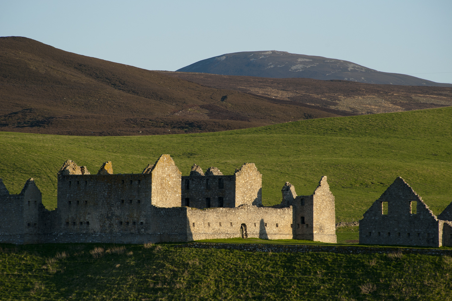 Ruthven Barracks Built in 1721 following the 1715 Jacobite rising, Ruthven Barracks is one of four fortified barracks built by the Government of George 1st to tighten its grip on the Highlands. The barracks became a symbol of the suppression of the Highlands by the Hanoverian government, both in military and cultural terms.